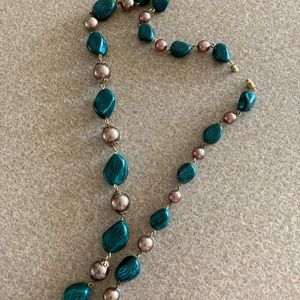 Vintage Necklace with green beads and taupe pearls, screwback closure